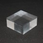 Socle acrylique brut 40x40x20mm supports pour minéraux