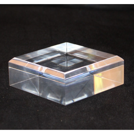 Acrylic base 80x80x30mm bevelled angles media for minerals