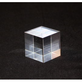 Acrylic pedestal 30x30x30mm