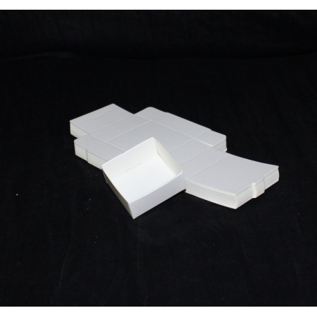  Lot 50 white cardboard boxes Modular.