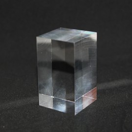 Lot 10+1 Socle acrylique, prisme : 50x30x30mm