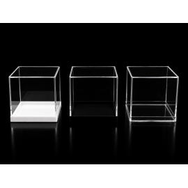Transparent box : 60x50x55mm