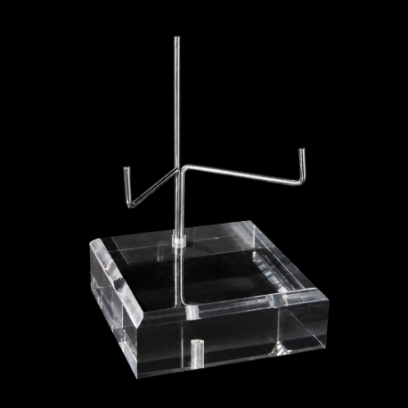 Beveled angle adjustable pedestal supporting one size metal